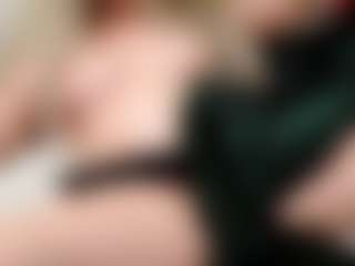 ilaiza's Live Sex Cam Show