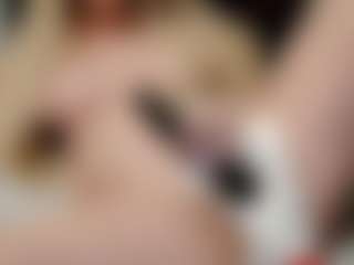ilaiza's Live Sex Cam Show