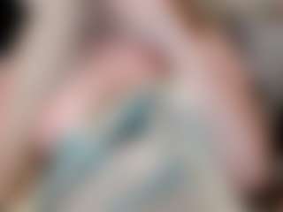 ilaiza MILF webcam performer live streaming