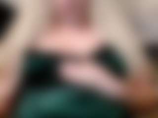 ilaiza MILF-webcamperformer live