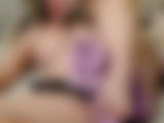 Live cam show with ilaiza - Asshole Brown Hair on CamClone