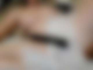 Live cam show with ilaiza - Smoking on x69.live
