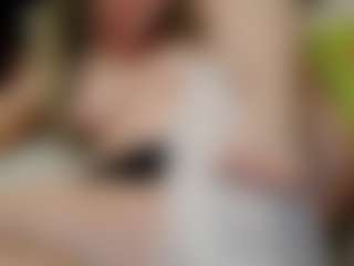 ilaiza's Live Sex Cam Show