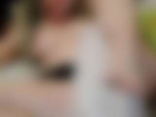 ilaiza's Live Sex Cam Show