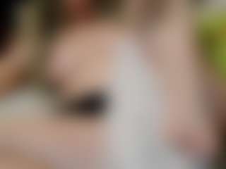 ilaiza's Live Sex Cam Show