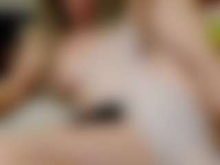 ilaiza's Live Sex Cam Show