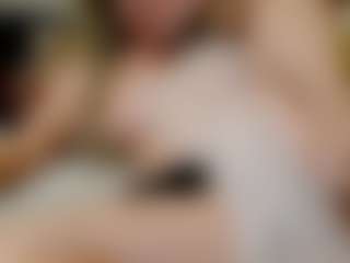 ilaiza's Live Sex Cam Show