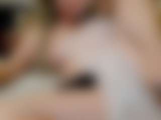 ilaiza's Live Sex Cam Show