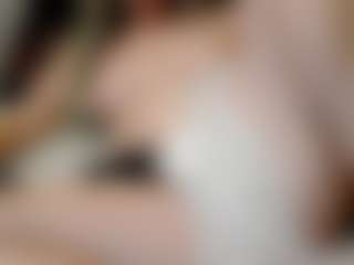 ilaiza's Live Sex Cam Show
