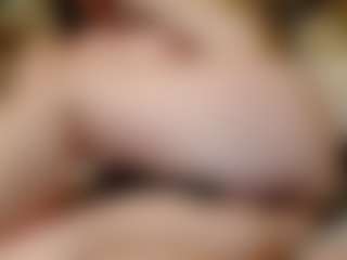 Live cam show with ilaiza - Curvy Middle Aged on Camsoda