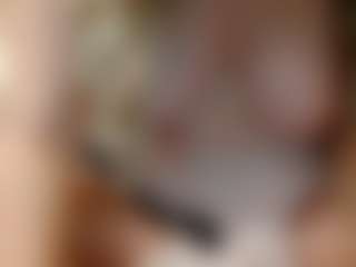 ilaiza MILF webcam performer live streaming