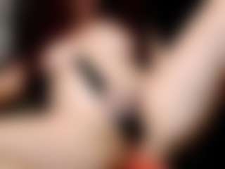 Live cam show with ilaiza - Squirt MILF on SpunkLive