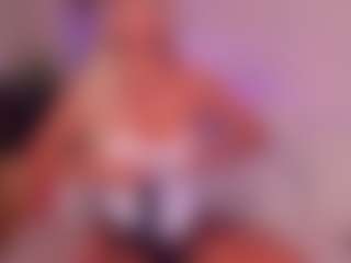 Live cam show with rachelquinn - Tease Teen (18+) on instabang