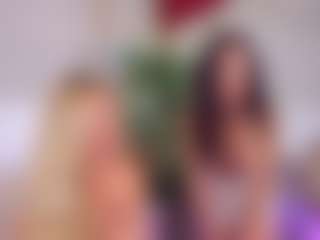 Live cam show with rachelquinn - Fingers on Camsoda