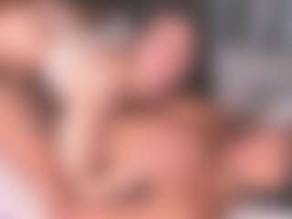 Live-Cam-Show mit angiemcqueen - Bedroom Ebony auf Camsoda