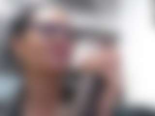 andreeaboobs's Live Sex Cam Show