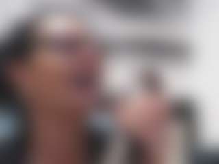 andreeaboobs's Live Sex Cam Show