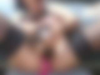 andreeaboobs's Live Sex Cam Show