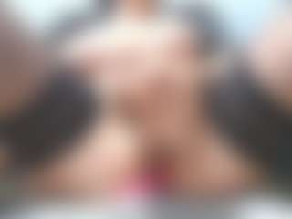 andreeaboobs's Live Sex Cam Show