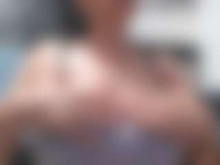 andreeaboobs's Live Sex Cam Show