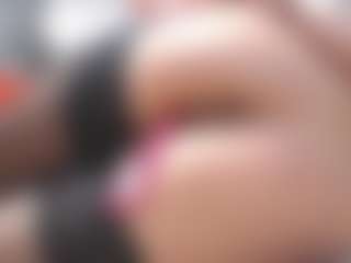 andreeaboobs's Live Sex Cam Show