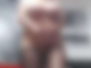 Live cam show with andreeaboobs - Double Penetration on Soda Cam