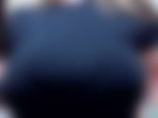 Live cam show with evelynerosse - Massage on crypto-cams