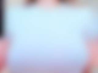 Live cam show with evelynerosse - Average on Camsoda