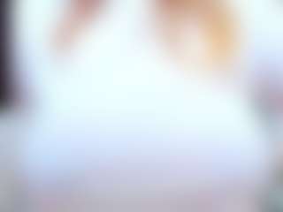 Live cam show with evelynerosse - Dildo Or Vibrator on CamwithHer