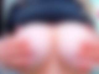 evelynerosse's Live Sex Cam Show