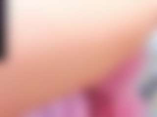 Live cam show with evelynerosse - Living Room on sexytreat.net