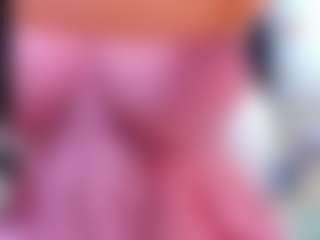 Live cam show with evelynerosse - Petite on Milf Play