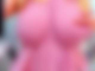 Live cam show with evelynerosse - Flashing on SquirtSoMuch