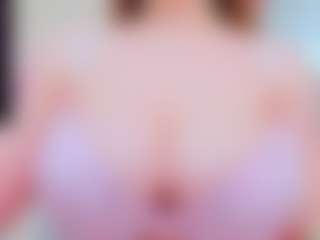 Live cam show with evelynerosse - Curvy on Dare Cams