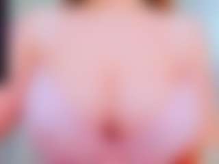 Live cam show with evelynerosse - Average on liverealitysex.com