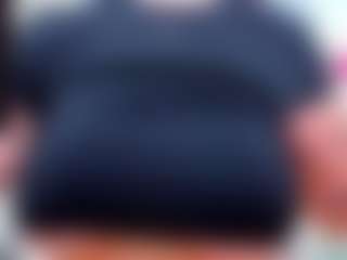 Live cam show with evelynerosse - Teen (18+) on Dare Cams