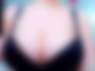 evelynerosse's Live Sex Cam Show