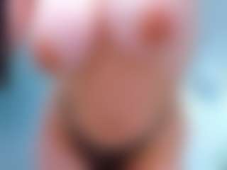 evelynerosse's Live Sex Cam Show