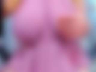 Live cam show with evelynerosse - Living Room on Soda Cam