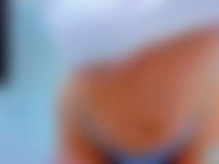 evelynerosse's Live Sex Cam Show