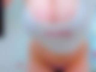 evelynerosse's Live Sex Cam Show