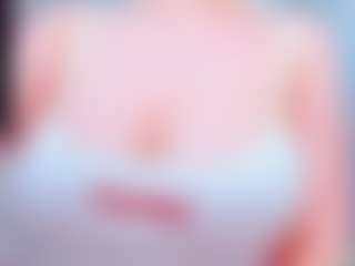 Live cam show with evelynerosse - Pov on CamClone