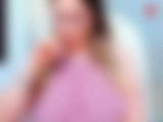 Live cam show with evelynerosse - Pantyhose on Soda Cam