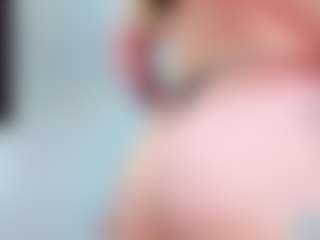 Live cam show with evelynerosse - Anal MILF on CamwithHer