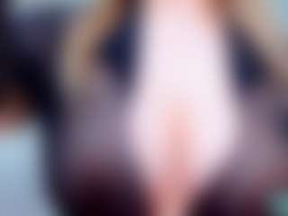 evelynerosse's Live Sex Cam Show