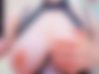 Live cam show with evelynerosse - Living Room on crypto-cams