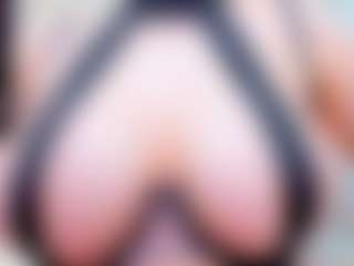 Live cam show with evelynerosse - Blonde Hair Amateur on https://playwithruby.com