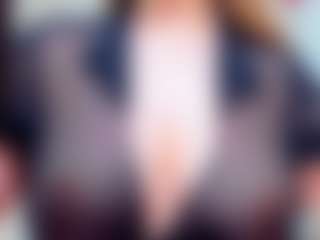 Live cam show with evelynerosse - Blonde Hair MILF on Milfs Live
