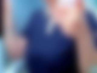 Live cam show with evelynerosse - Blonde Hair MILF on camtv
