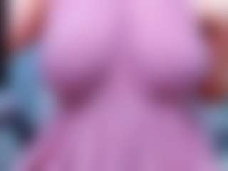 Live cam show with evelynerosse - Big Tits Small Tits on Pornisteam.com